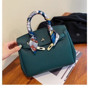 Large capacity women's handbag with silk scarf SSDF1905 - Green