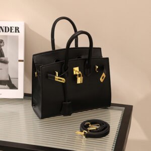 Large capacity women's handbag LE8064 - Black