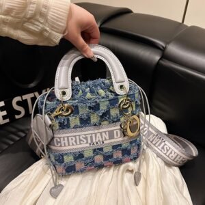 Wholesale women's shoulder bag PU leather small square box bag